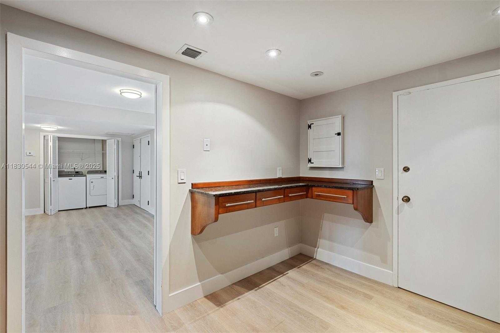 Small Image of 1 GROVE ISLE DR #A206, Miami Number 7