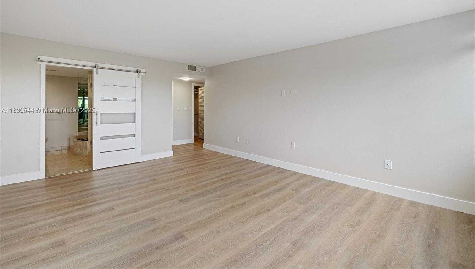 Small Image of 1 GROVE ISLE DR #A206, Miami Number 9
