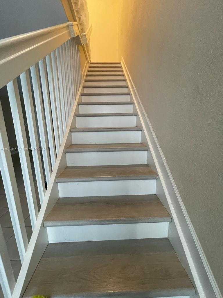 Small Image of 5420 NORTH WEST 107TH AVE #309, Doral Number 10
