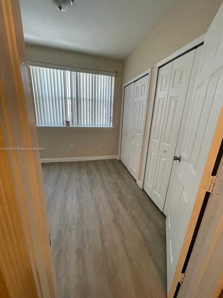 Small Image of 5420 NORTH WEST 107TH AVE #309, Doral Number 18