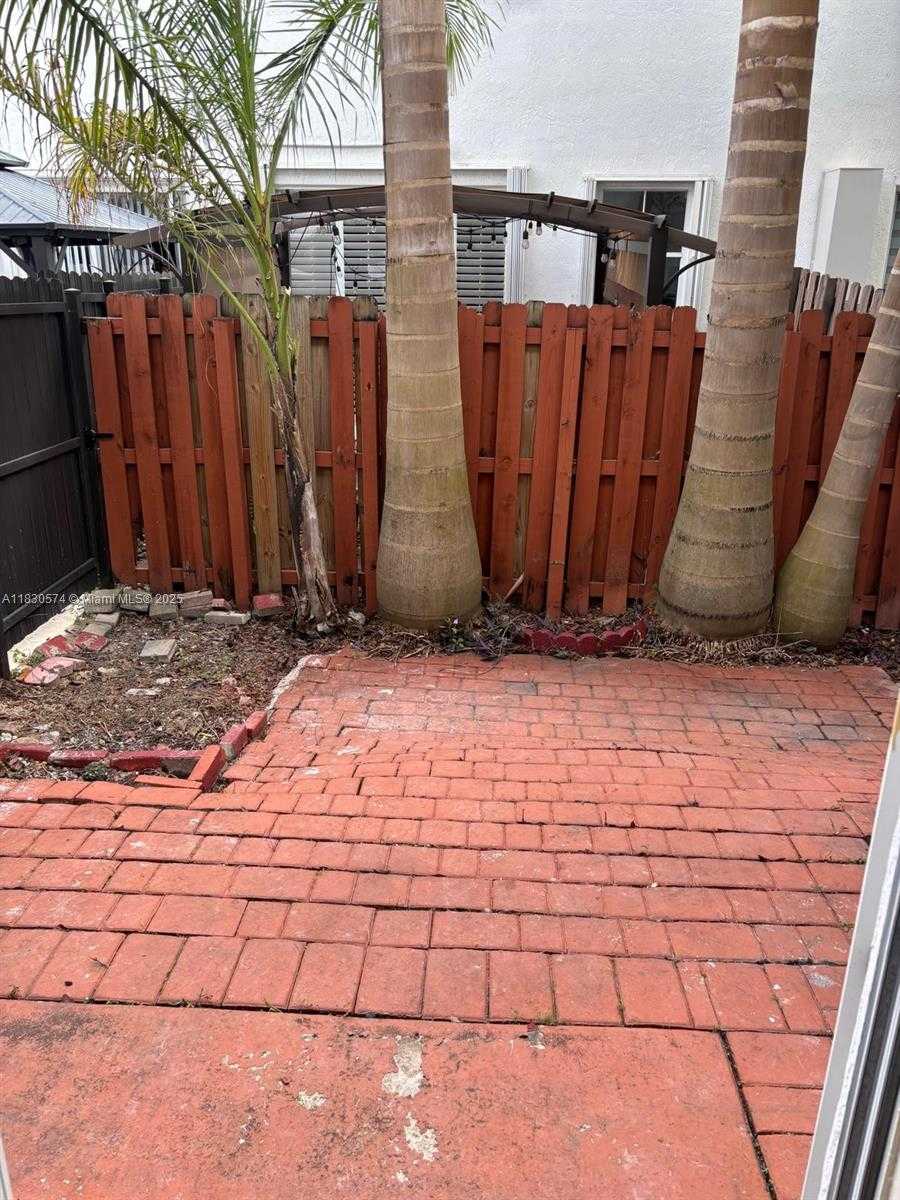 Small Image of 5420 NORTH WEST 107TH AVE #309, Doral Number 5
