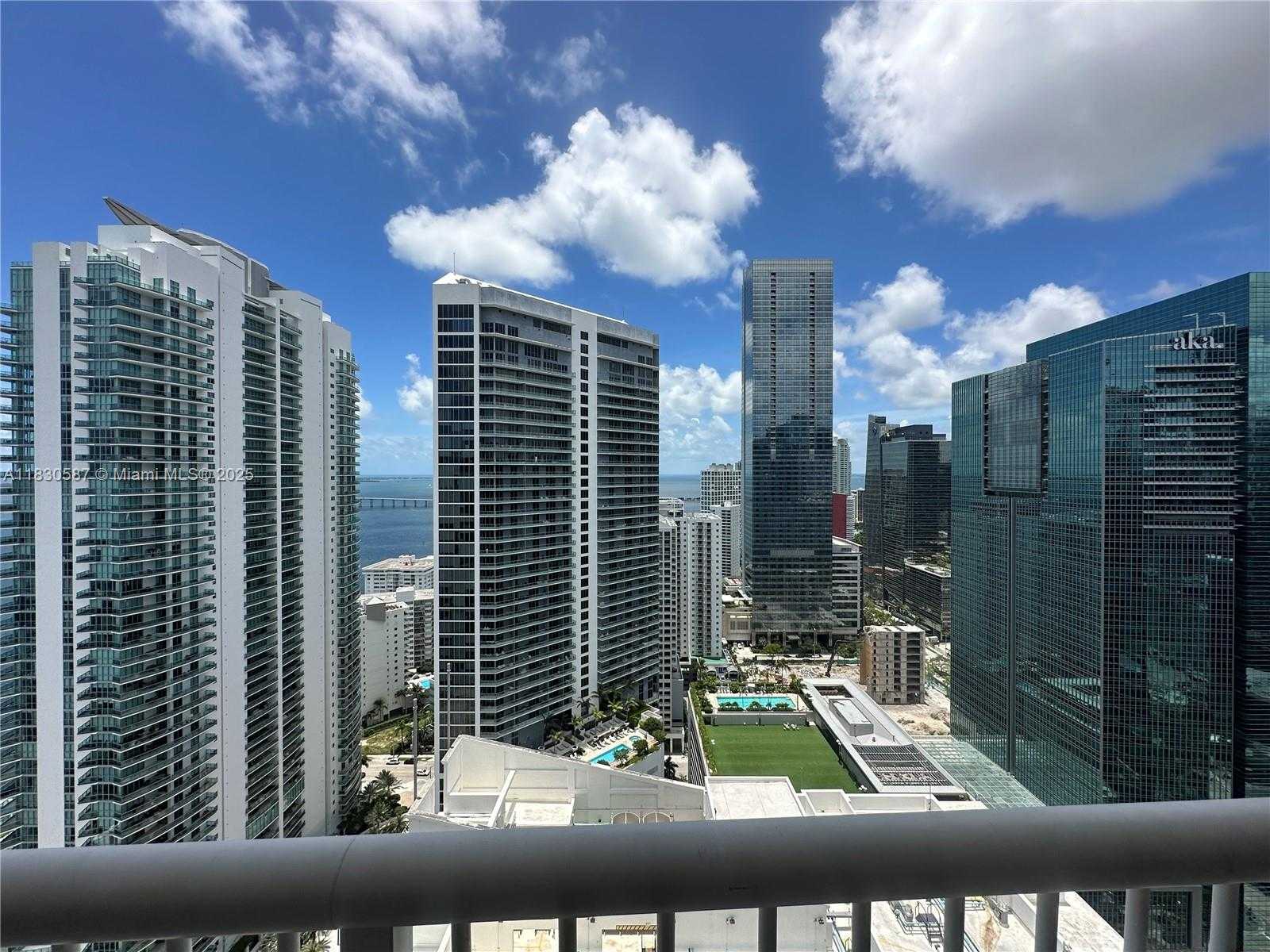 Small Image of 1200 BRICKELL BAY DR #4007, Miami Number 10