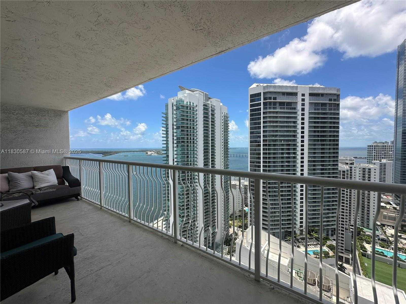 Small Image of 1200 BRICKELL BAY DR #4007, Miami Number 8