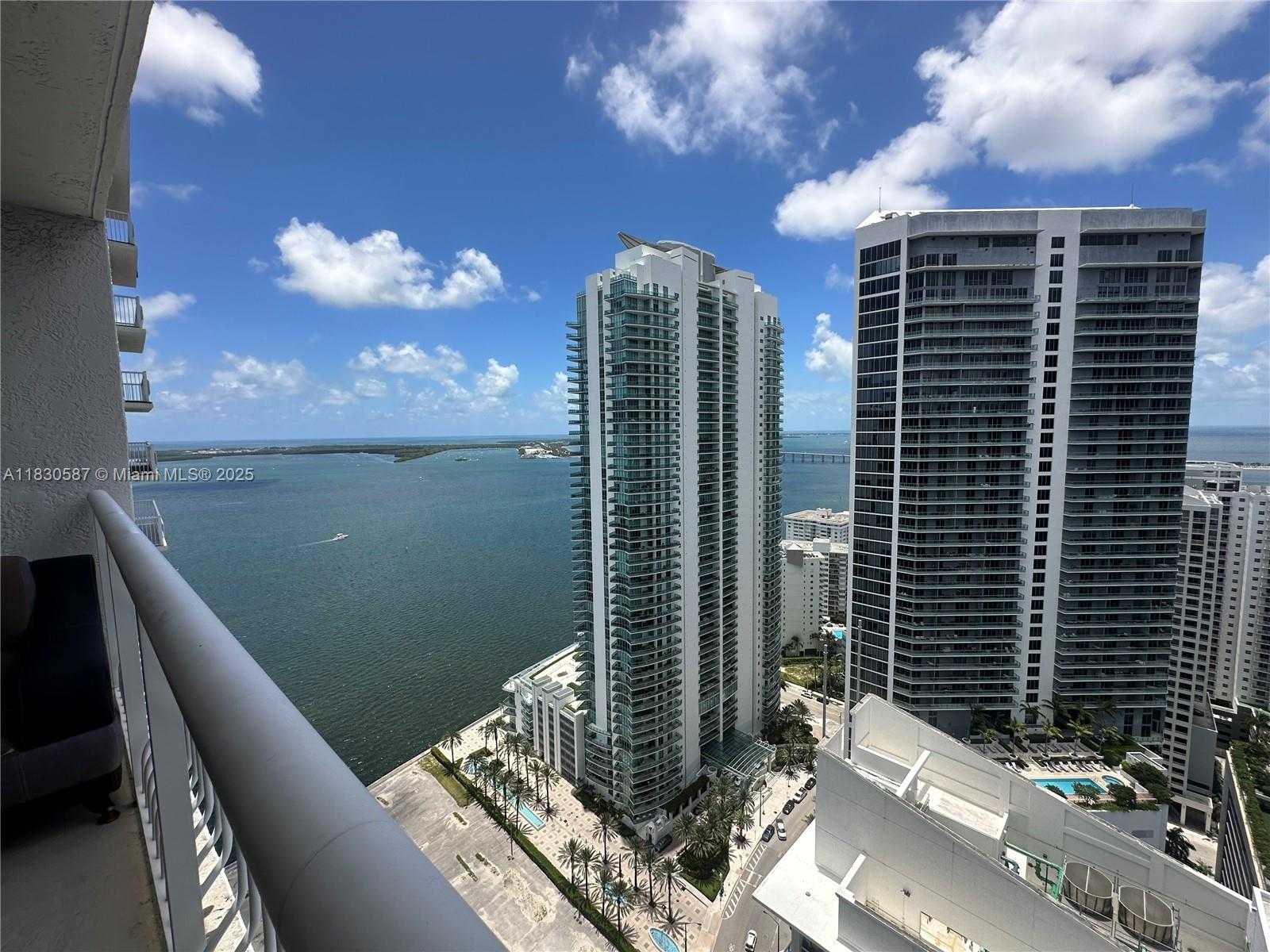 Small Image of 1200 BRICKELL BAY DR #4007, Miami Number 9