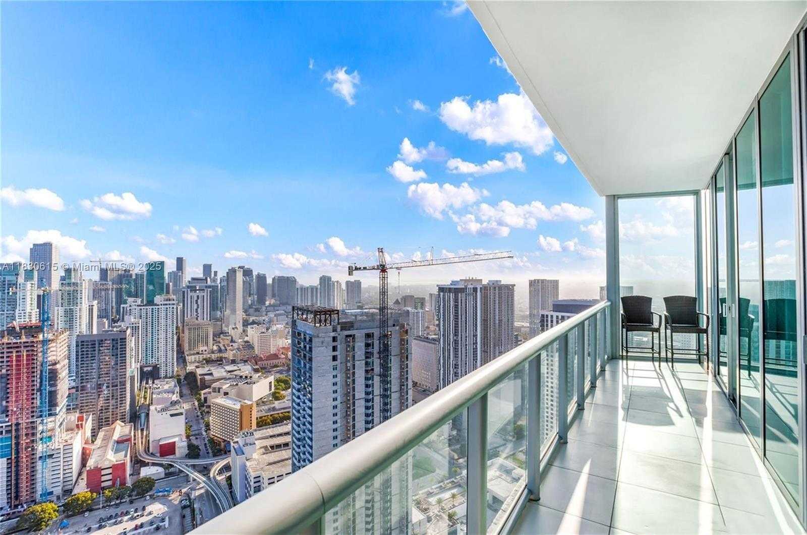 Small Image of 888 BISCAYNE BLVD #5301, Miami Number 20