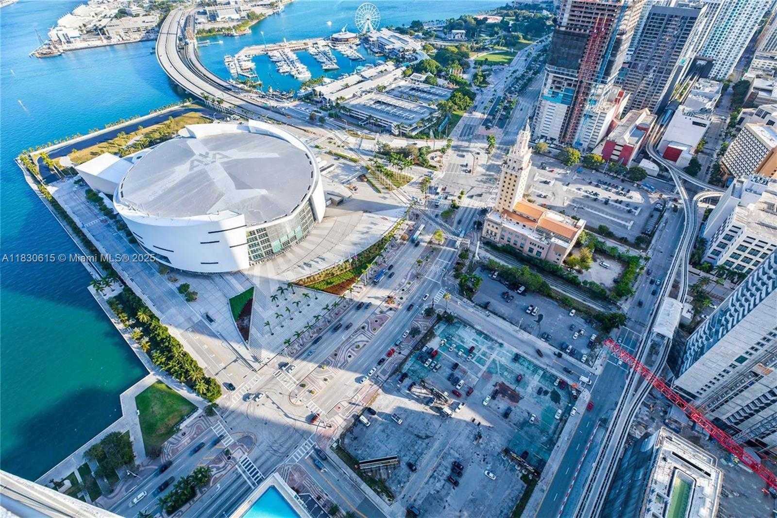 Small Image of 888 BISCAYNE BLVD #5301, Miami Number 25