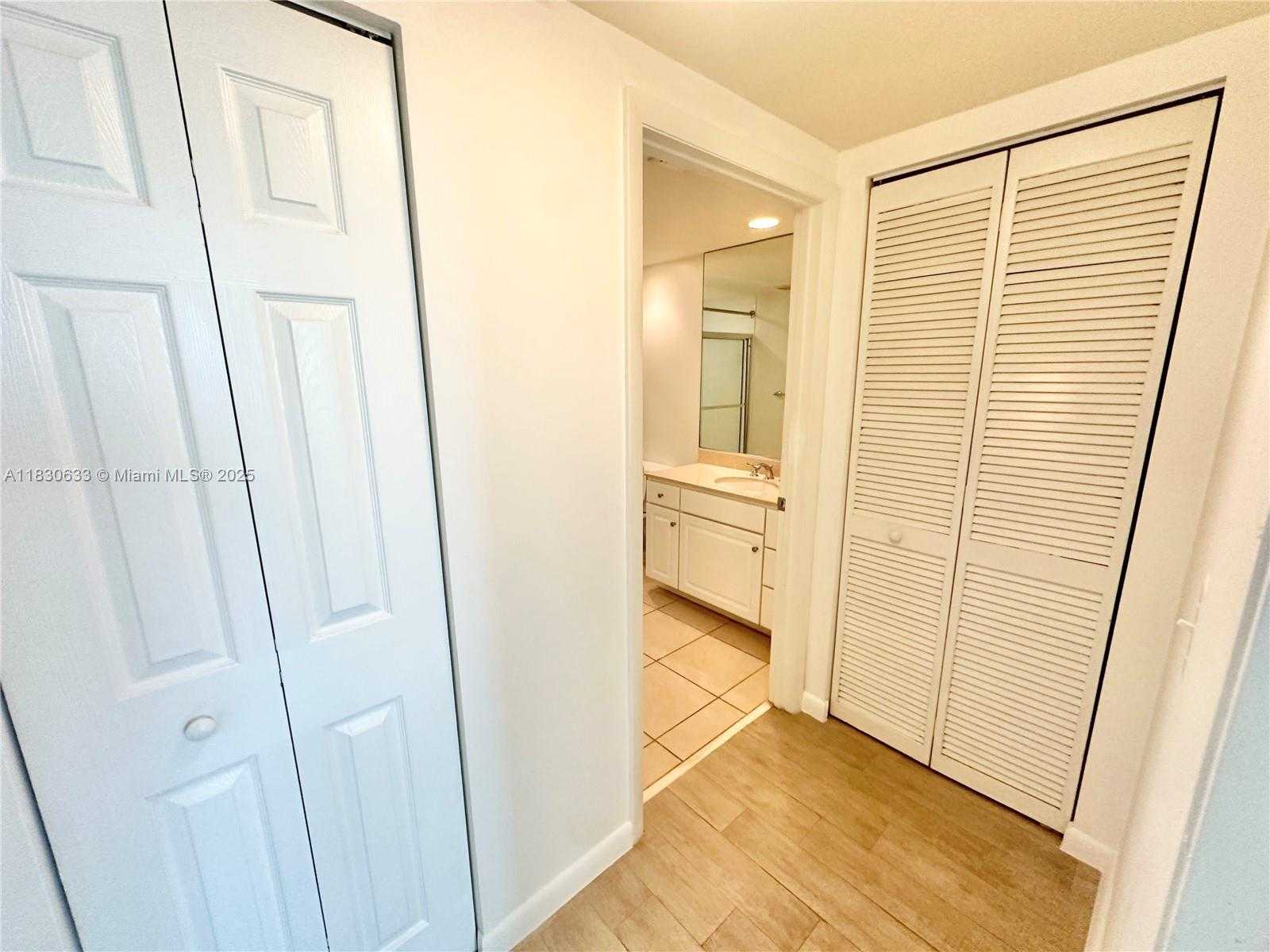 Small Image of 2000 NORTH BAYSHORE DRIVE #404, Miami Number 20