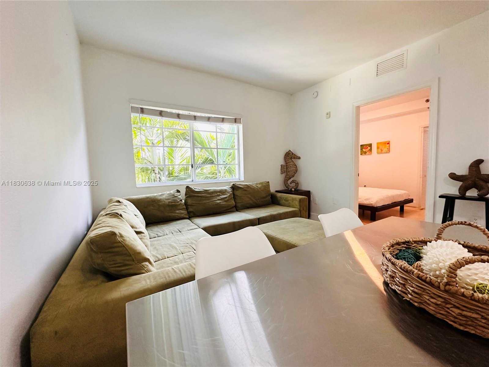 Small Image of 1300 PENNSYLVANIA AVENUE #300, Miami Beach Number 10