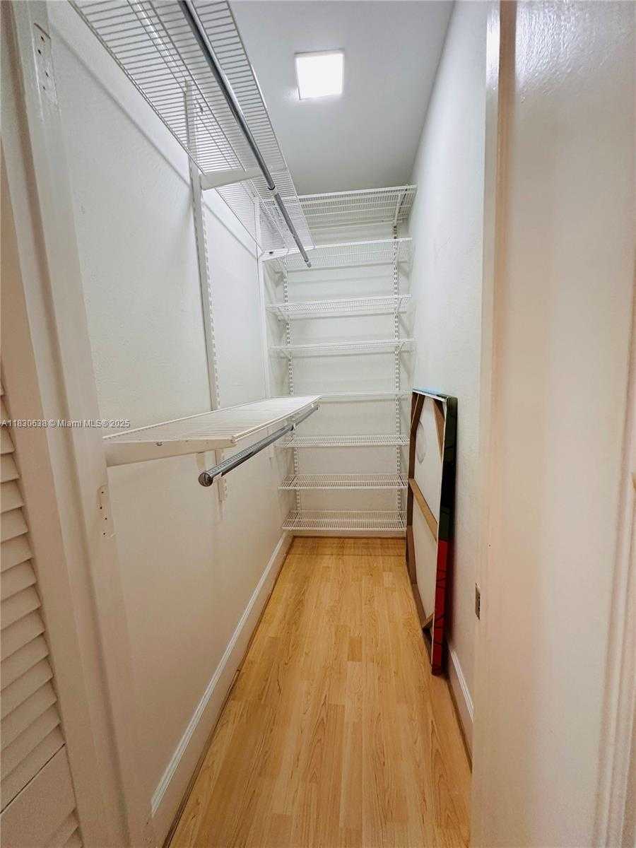 Small Image of 1300 PENNSYLVANIA AVENUE #300, Miami Beach Number 20
