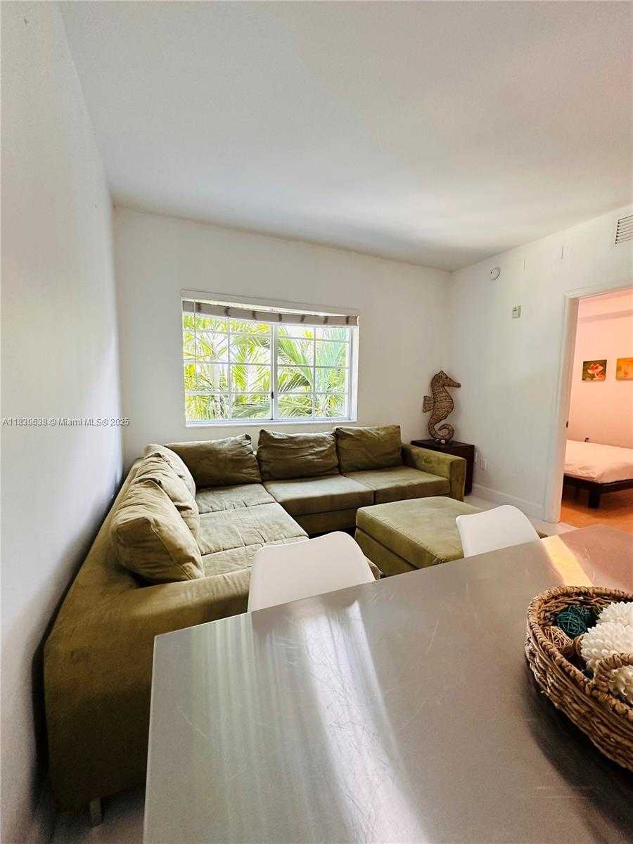 Small Image of 1300 PENNSYLVANIA AVENUE #300, Miami Beach Number 4