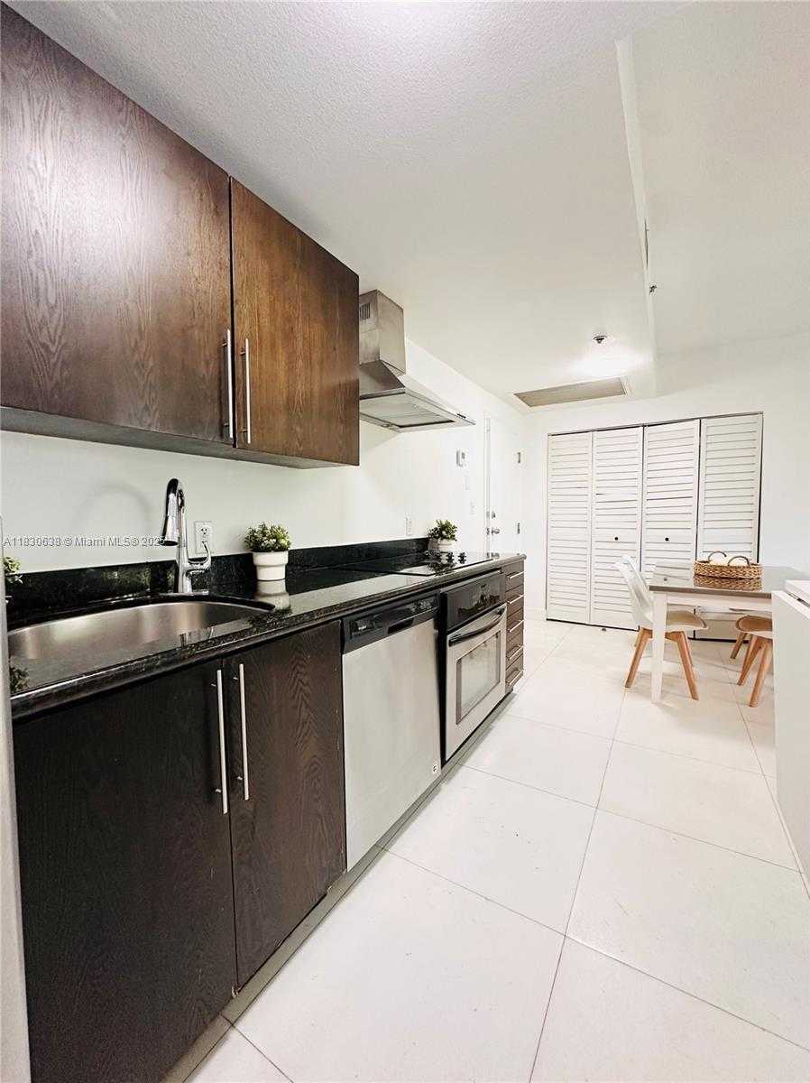 Small Image of 1300 PENNSYLVANIA AVENUE #300, Miami Beach Number 8