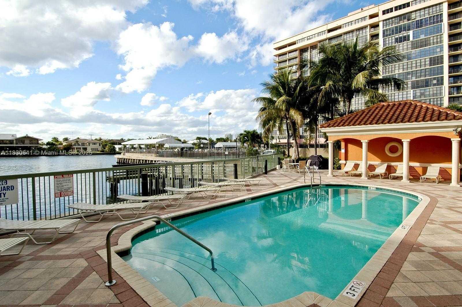 Small Image of 2080 SOUTH OCEAN DR #1408, Hallandale Beach Number 19