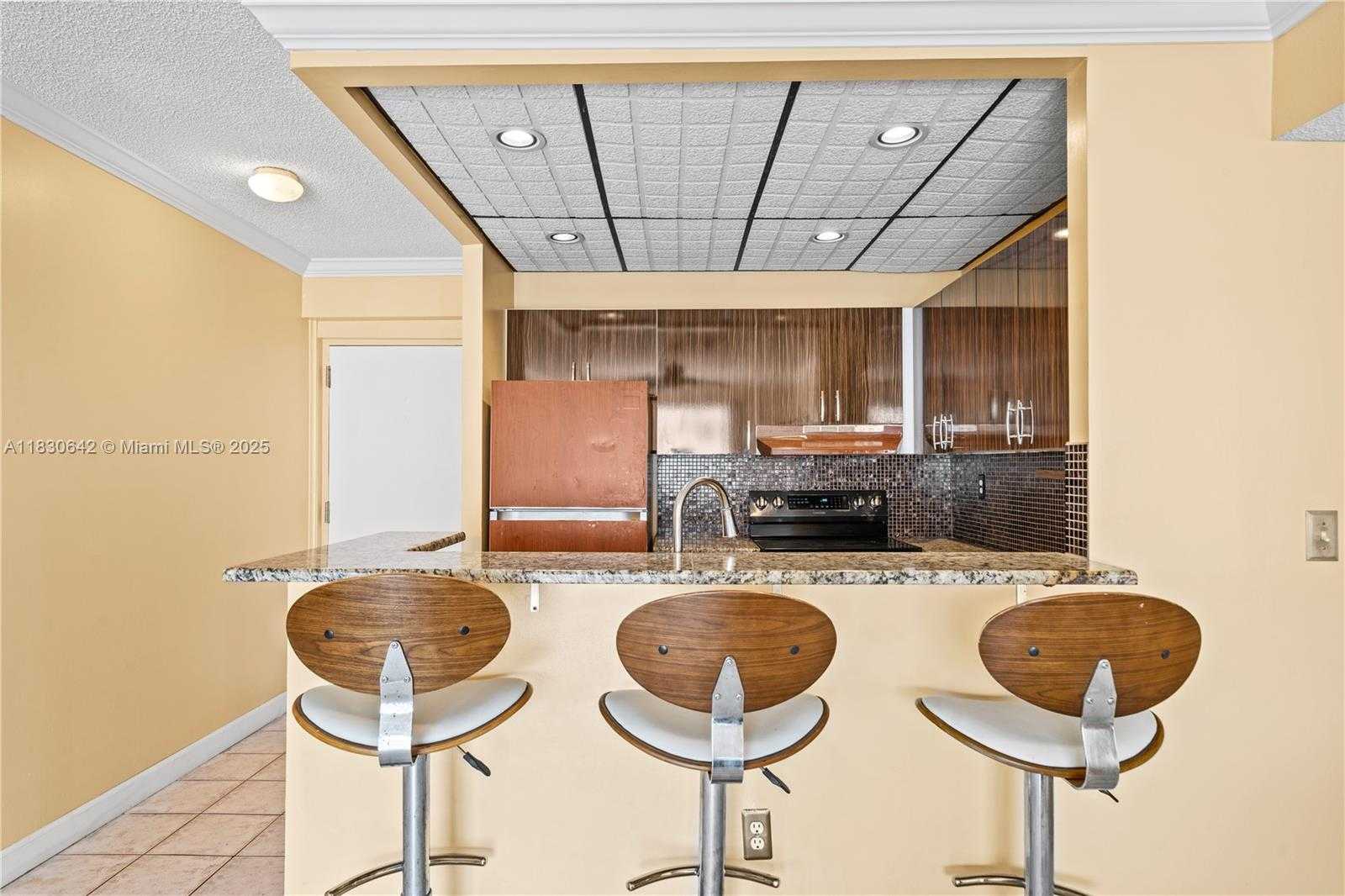 Small Image of 3545 NORTH EAST 167TH ST #402, North Miami Beach Number 7