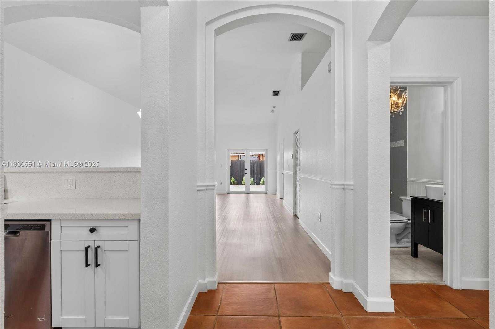 Small Image of 16334 SOUTH WEST 103RD ST, Miami Number 11