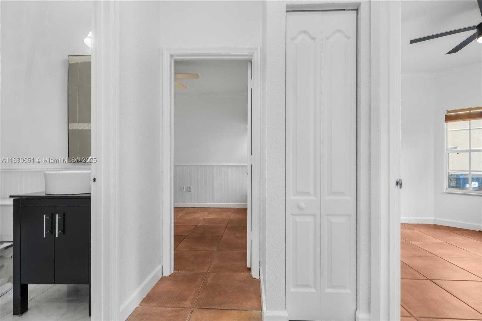 Small Image of 16334 SOUTH WEST 103RD ST, Miami Number 26