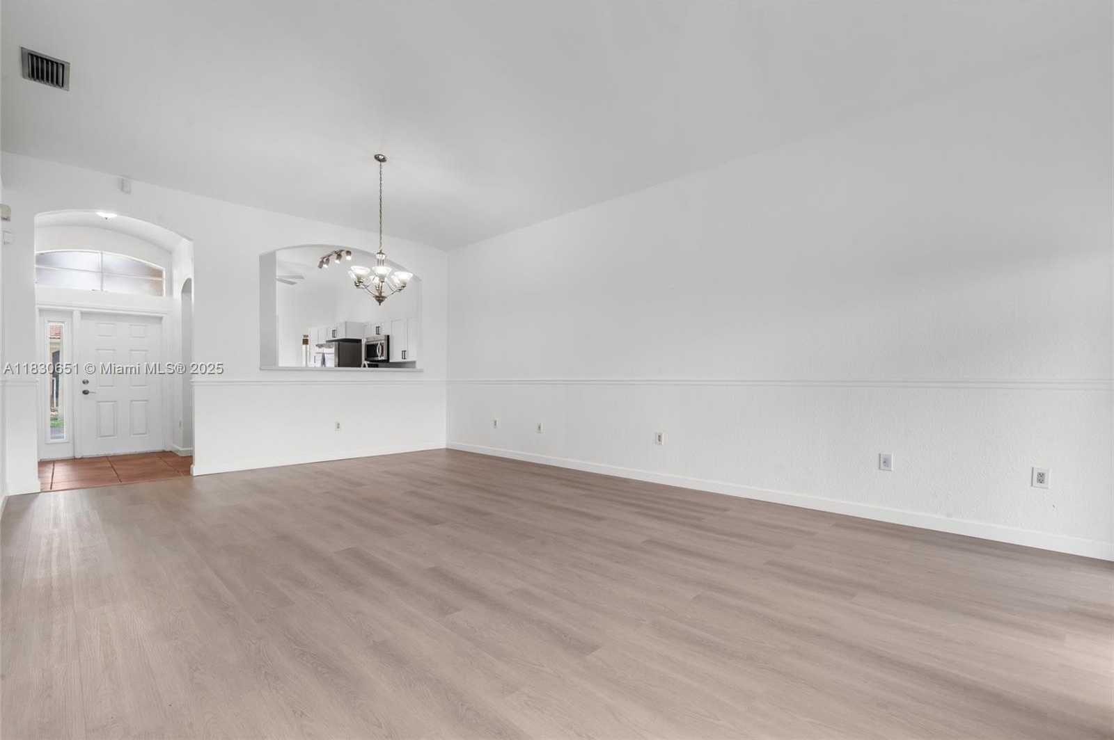 Small Image of 16334 SOUTH WEST 103RD ST, Miami Number 28