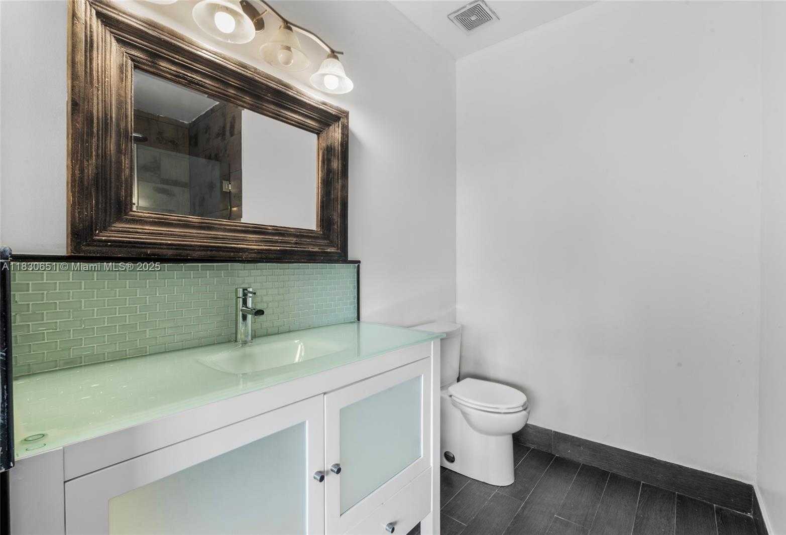 Small Image of 16334 SOUTH WEST 103RD ST, Miami Number 33