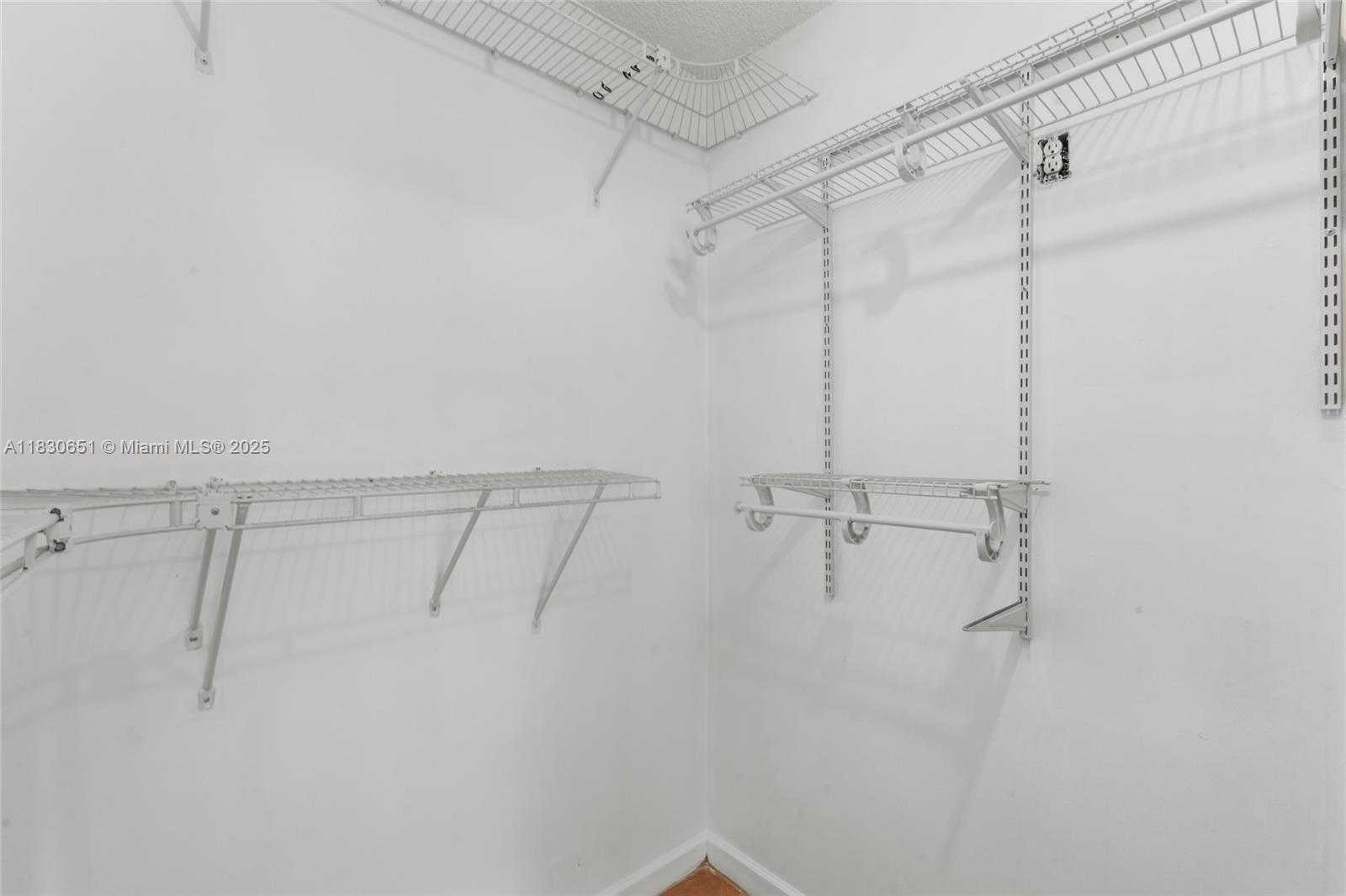 Small Image of 16334 SOUTH WEST 103RD ST, Miami Number 36