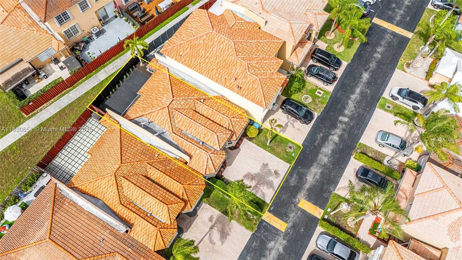Small Image of 16334 SOUTH WEST 103RD ST, Miami Number 4