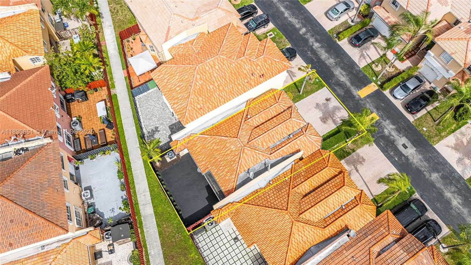 Small Image of 16334 SOUTH WEST 103RD ST, Miami Number 5