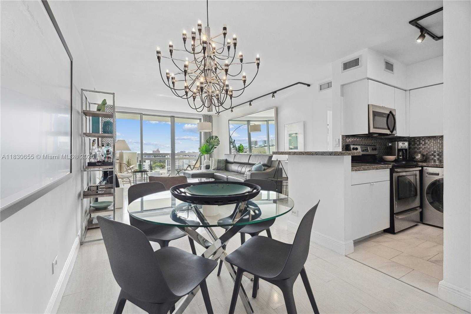 Small Image of 1500 BAY RD #1474S, Miami Beach Number 2