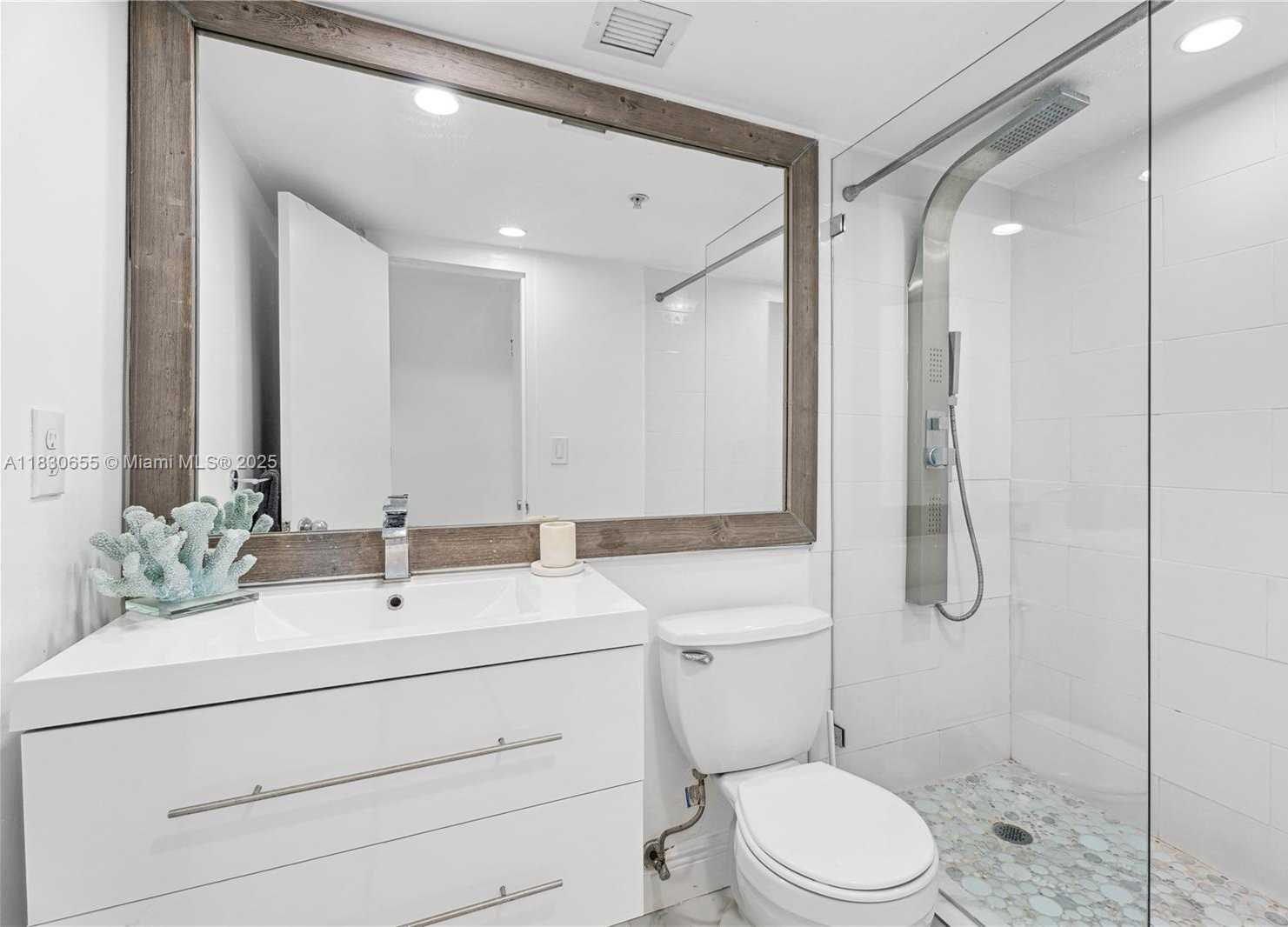 Small Image of 1500 BAY RD #1474S, Miami Beach Number 8