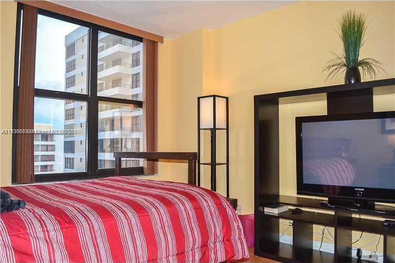 Small Image of 2500 PARKVIEW DR #1919, Hallandale Beach Number 12