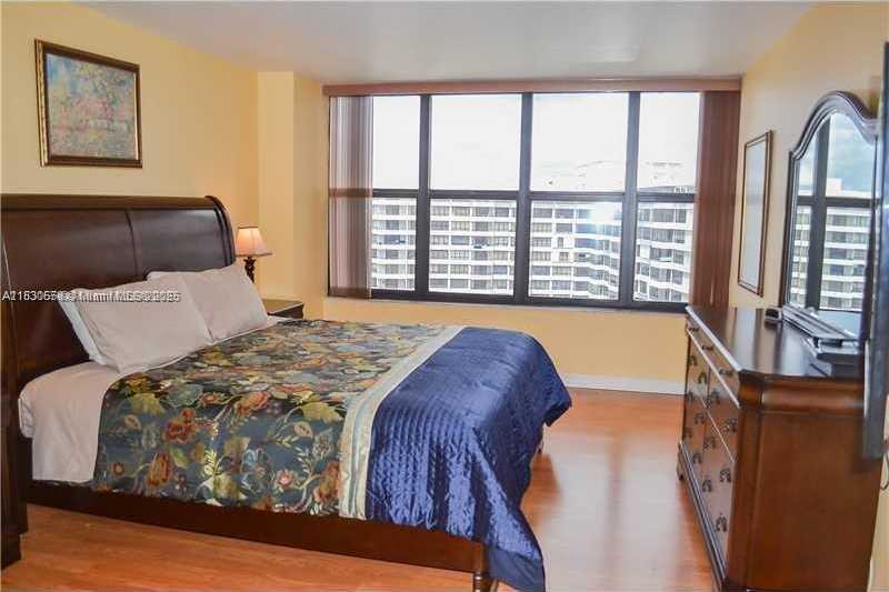 Small Image of 2500 PARKVIEW DR #1919, Hallandale Beach Number 9