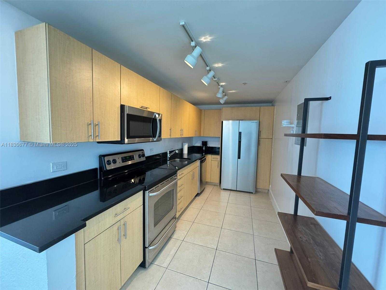 Small Image of 7501 EAST TREASURE DR #2L, North Bay Village Number 10