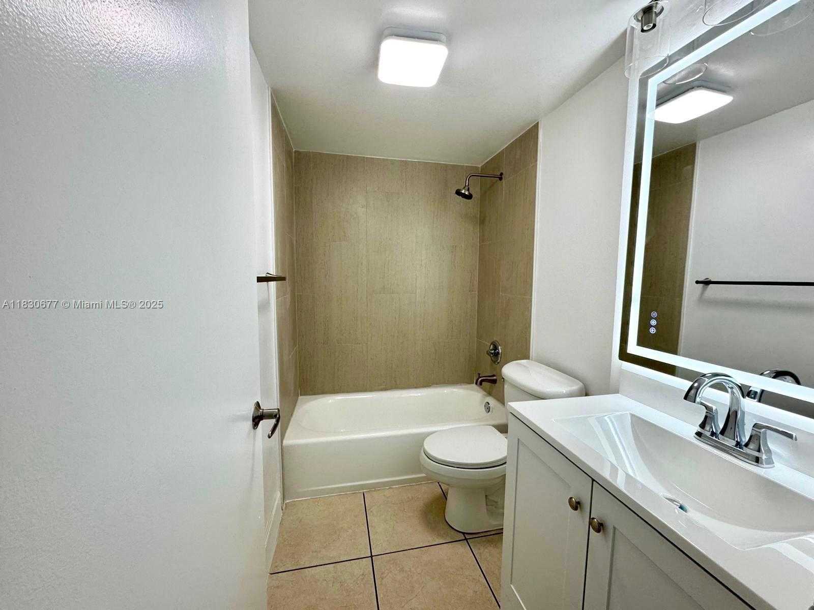 Small Image of 7501 EAST TREASURE DR #2L, North Bay Village Number 14
