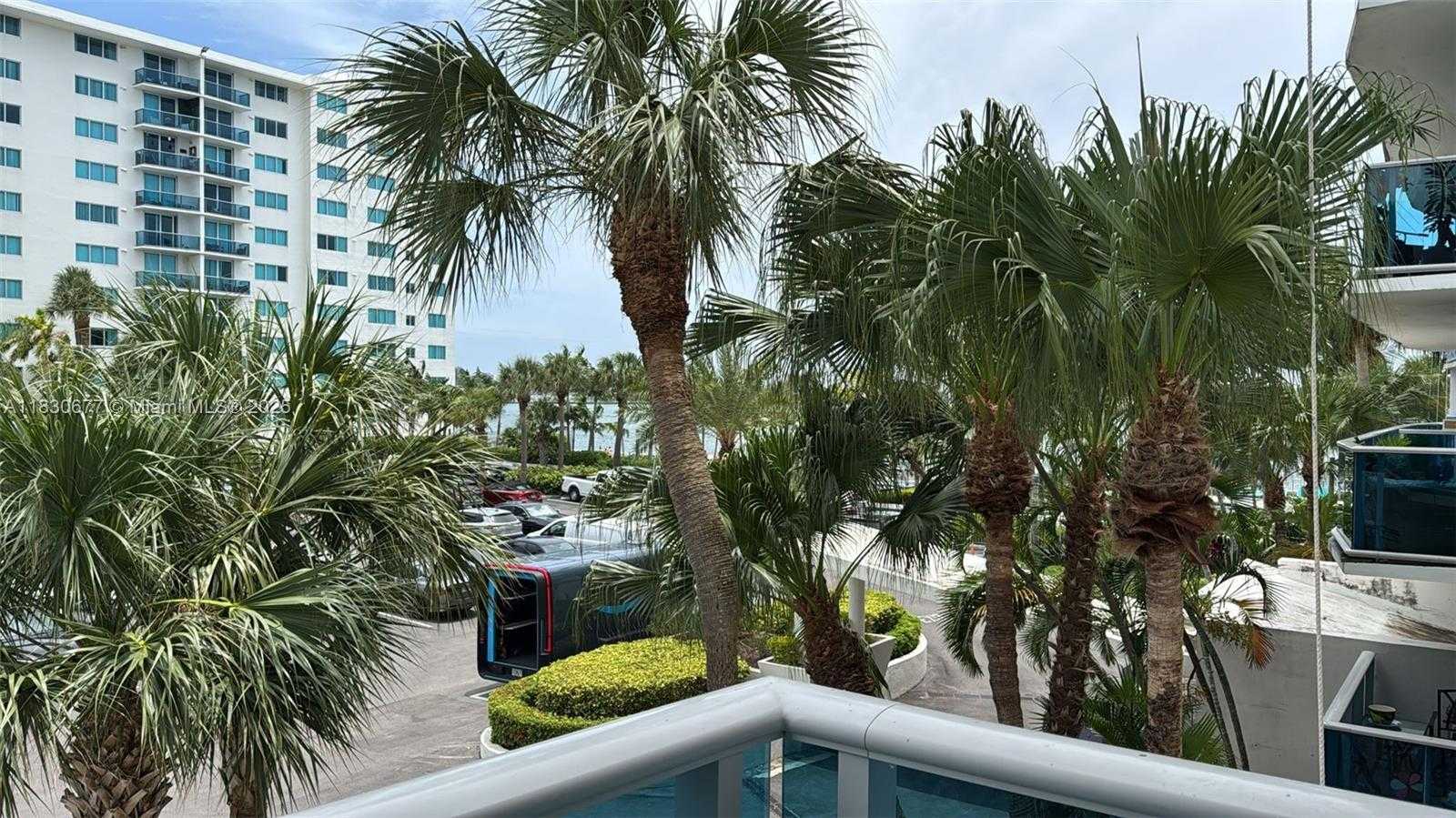 Small Image of 7501 EAST TREASURE DR #2L, North Bay Village Number 5