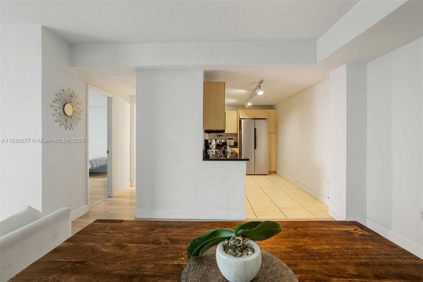 Small Image of 7501 EAST TREASURE DR #2L, North Bay Village Number 8