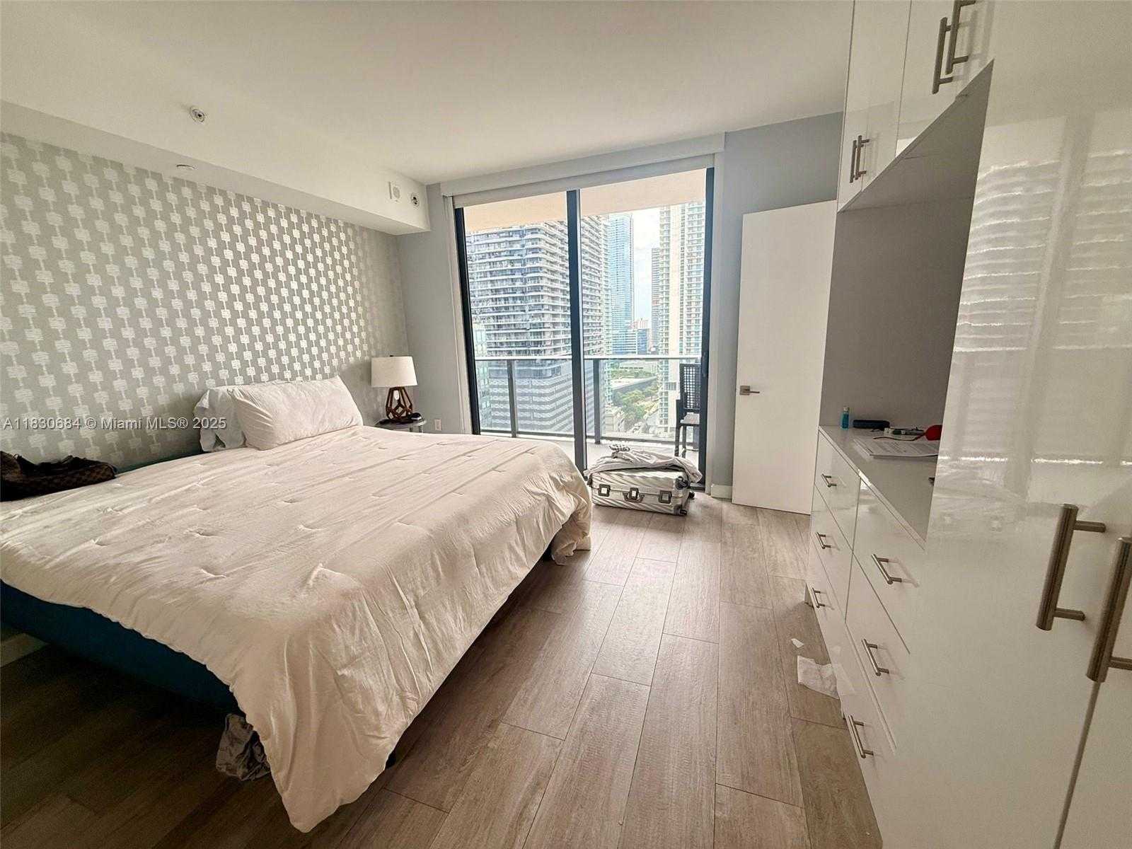 Small Image of 45 SOUTH WEST 9TH ST #1906, Miami Number 25