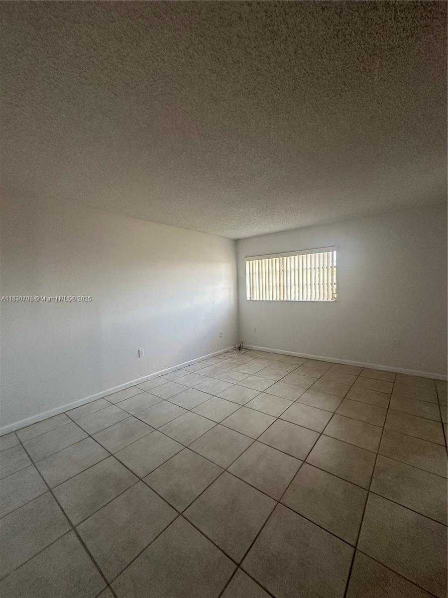 Small Image of 1855 WEST 60TH ST #210-C, Hialeah Number 9