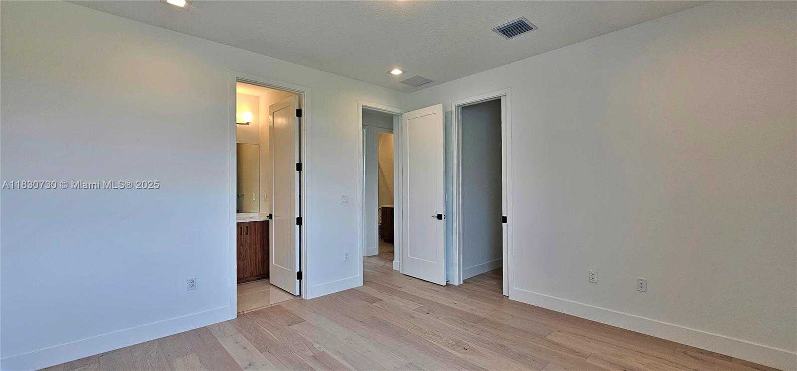 Small Image of 9377 SUNFLOWER MEADOW RD #41, Boca Raton Number 17