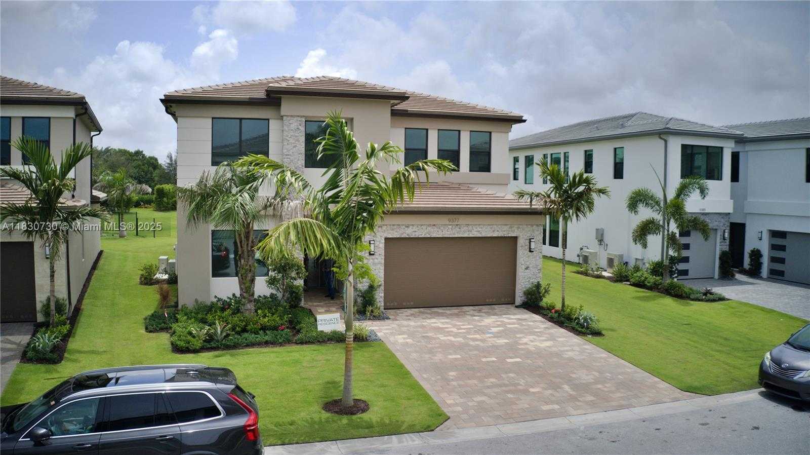 Small Image of 9377 SUNFLOWER MEADOW RD #41, Boca Raton Number 2