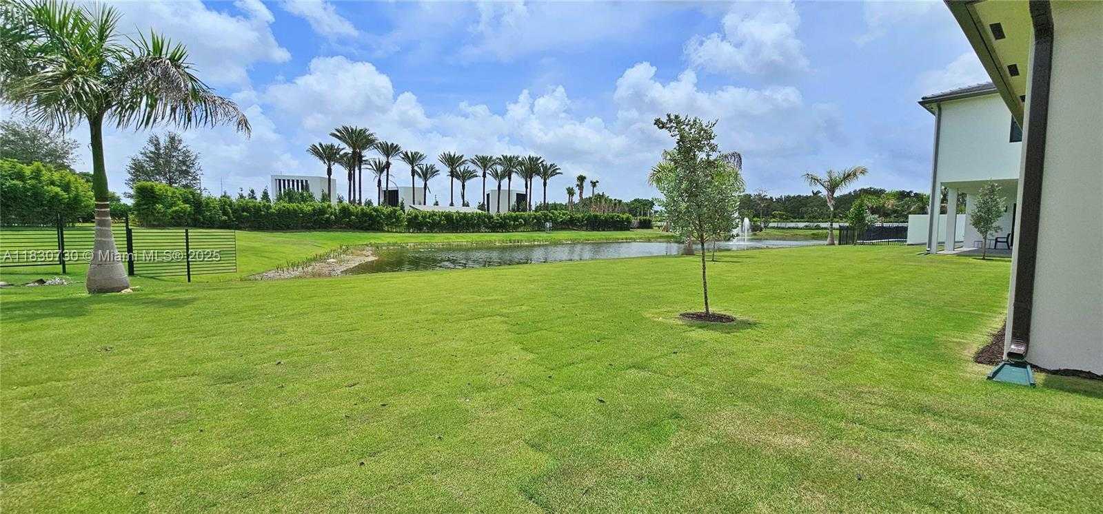 Small Image of 9377 SUNFLOWER MEADOW RD #41, Boca Raton Number 23