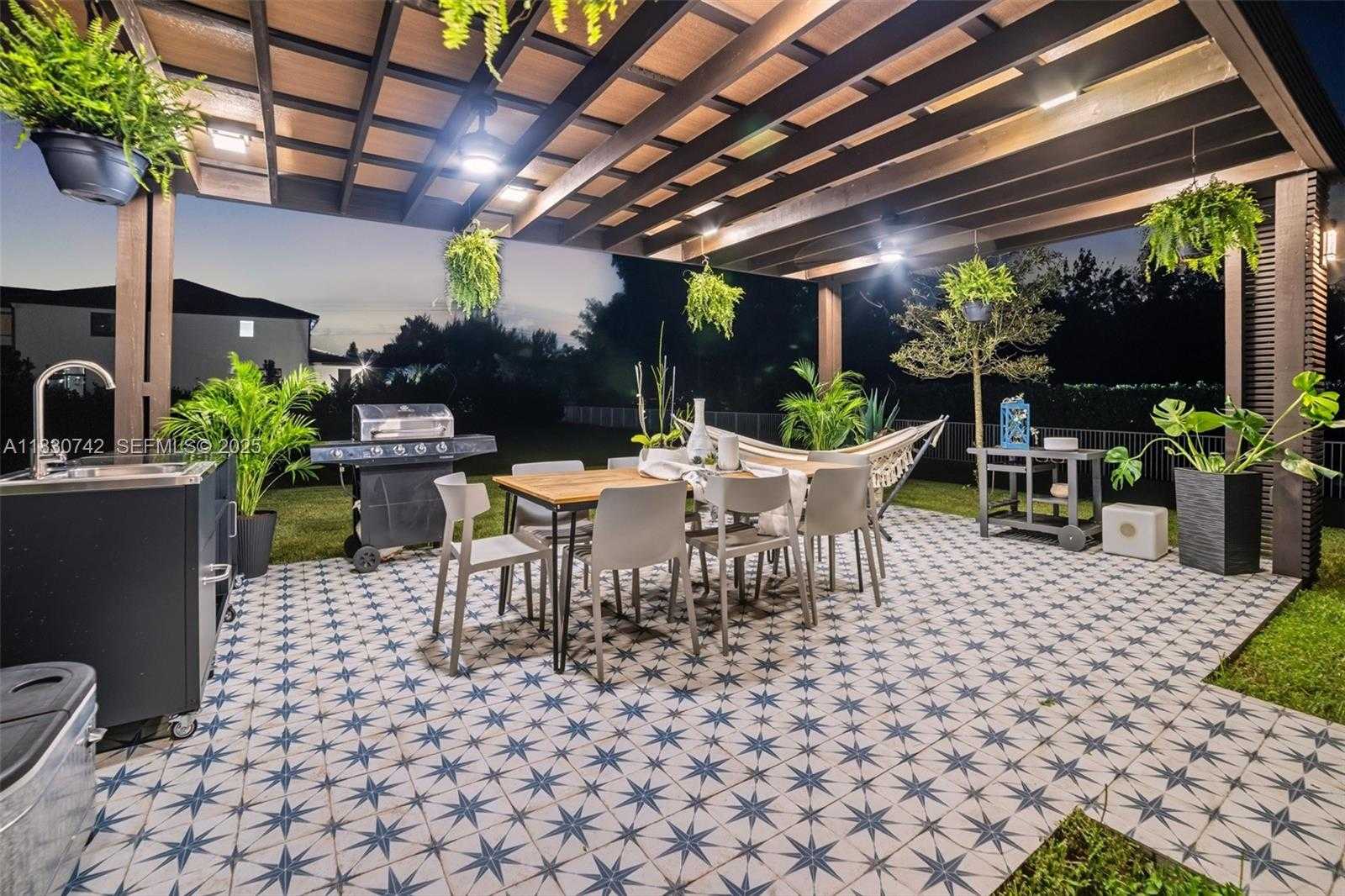 Small Image of 5000 SOUTH WEST 159 AVE, Southwest Ranches Number 34