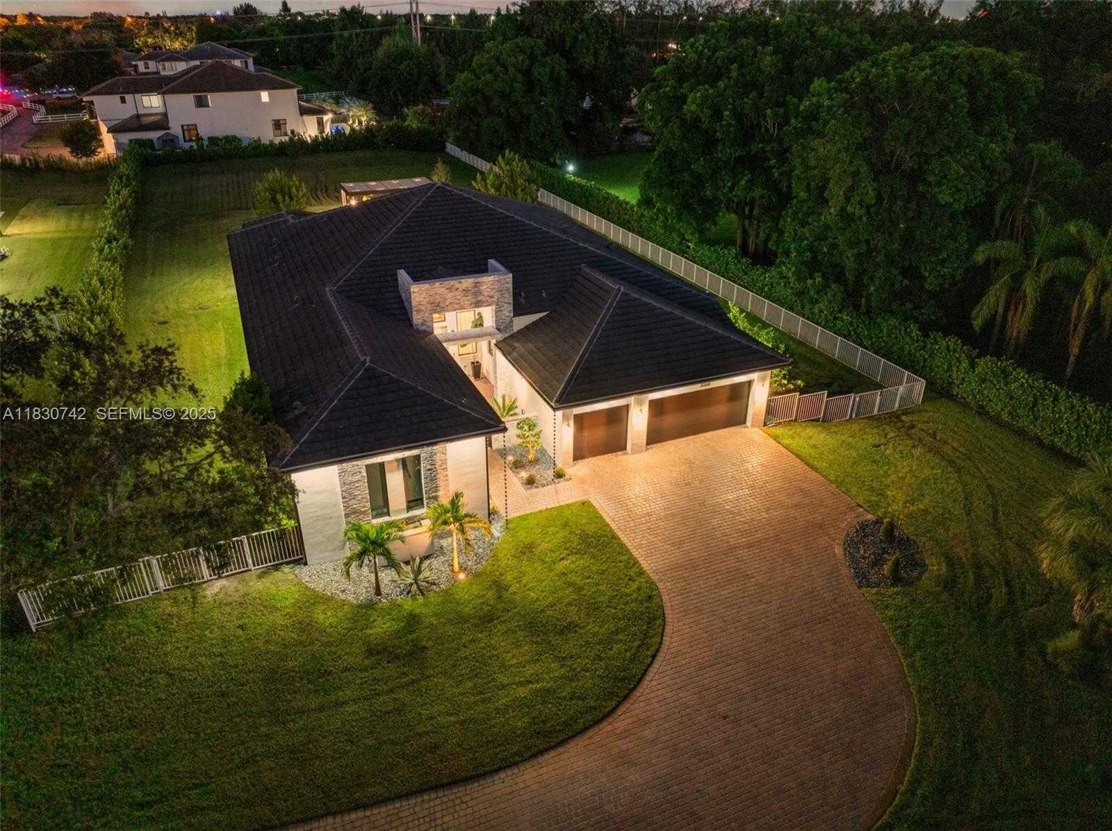 Small Image of 5000 SOUTH WEST 159 AVE, Southwest Ranches Number 53