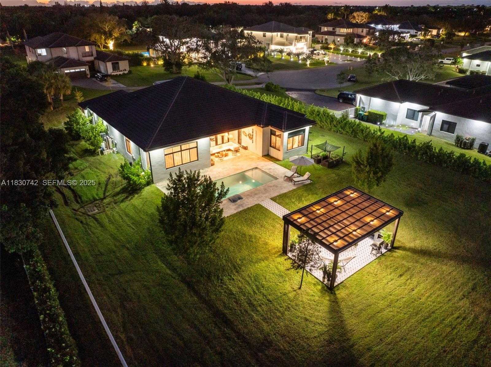 Small Image of 5000 SOUTH WEST 159 AVE, Southwest Ranches Number 55