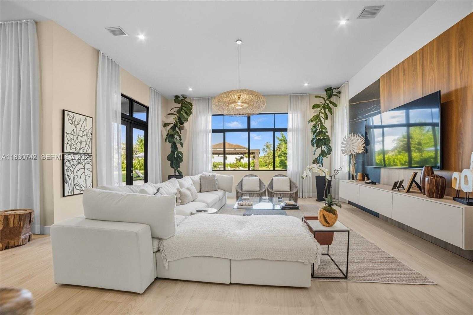 Small Image of 5000 SOUTH WEST 159 AVE, Southwest Ranches Number 57