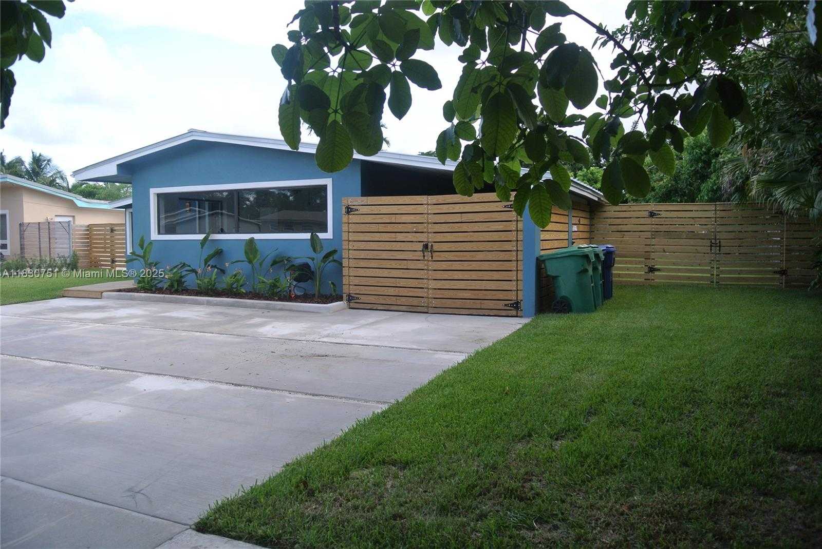 Small Image of 10230 DOLPHIN RD #1, Cutler Bay Number 18
