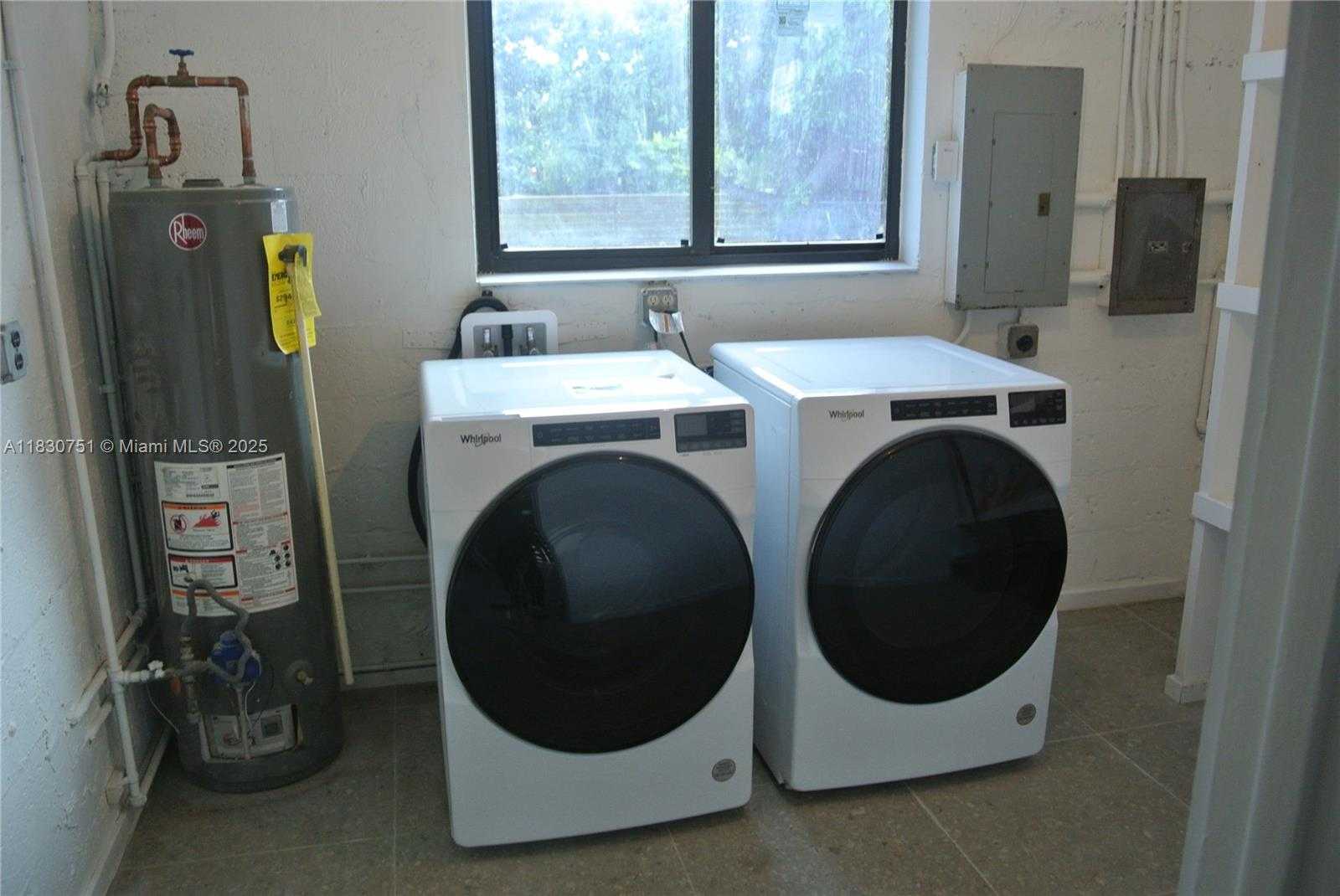 Small Image of 10230 DOLPHIN RD #1, Cutler Bay Number 23