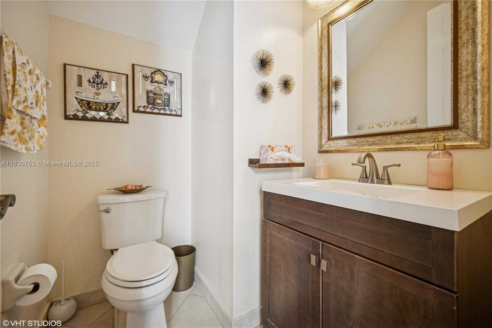 Small Image of 4954 SOUTH WEST 186TH WAY, Miramar Number 15