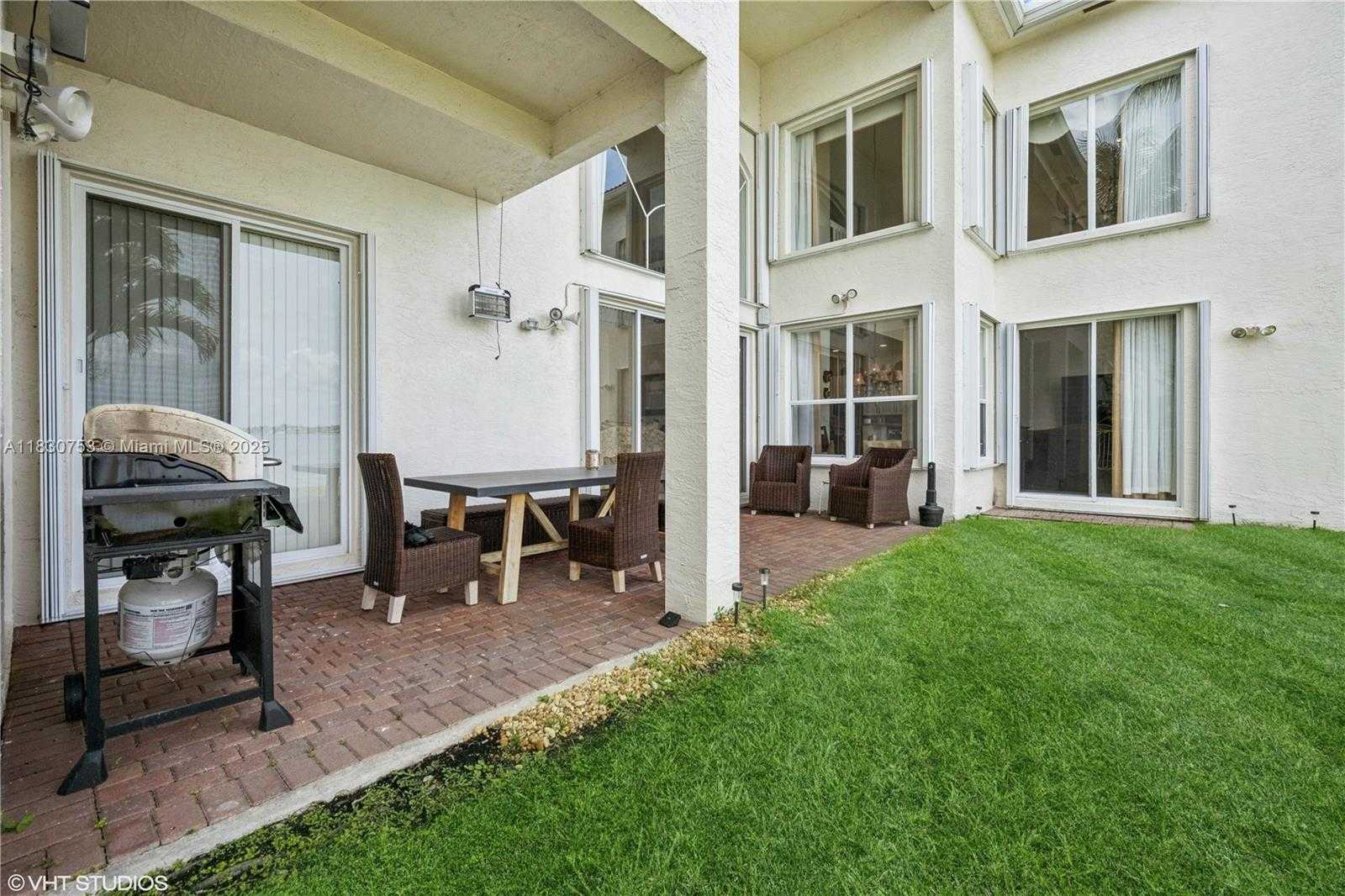 Small Image of 4954 SOUTH WEST 186TH WAY, Miramar Number 34