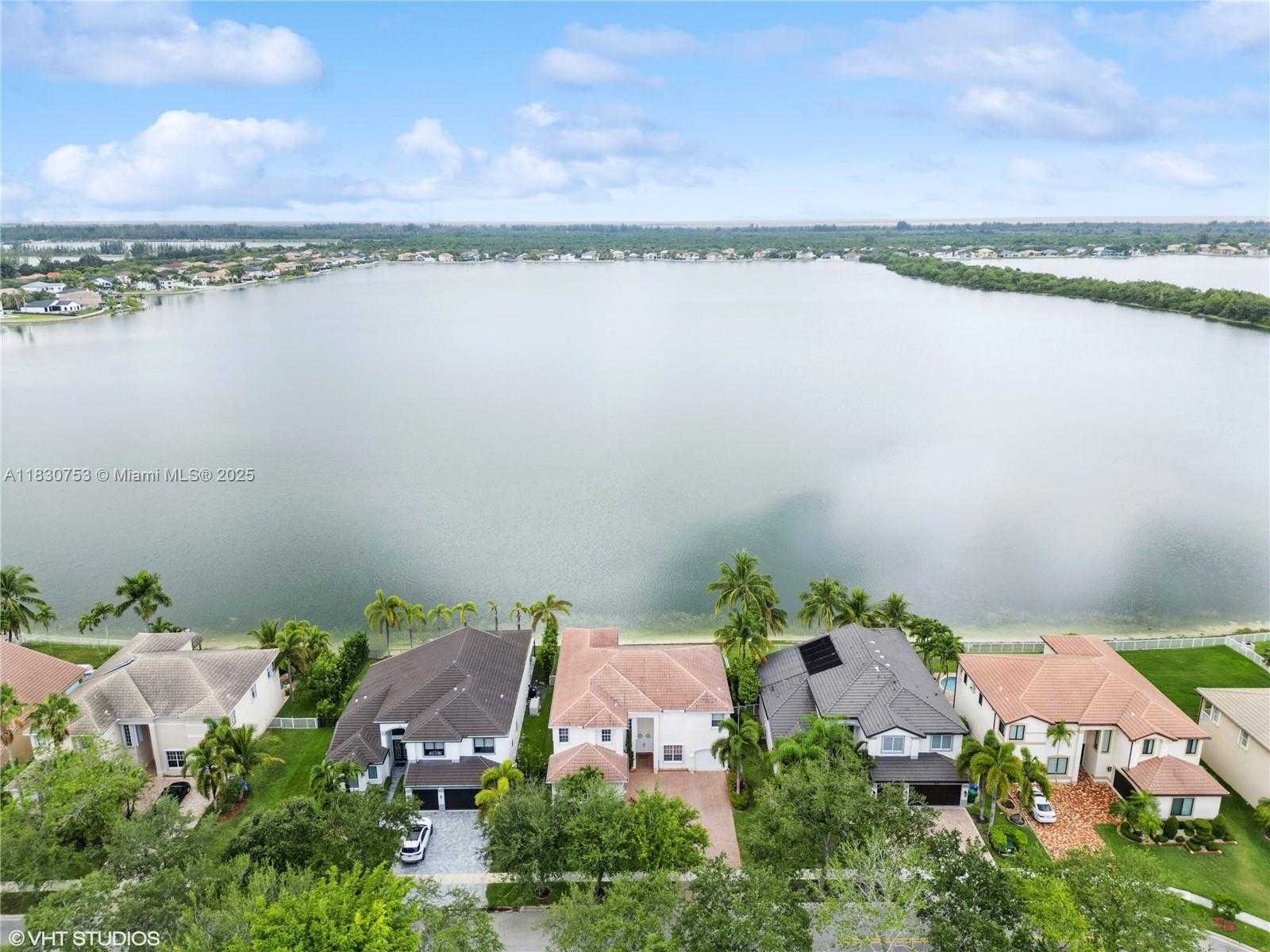 Small Image of 4954 SOUTH WEST 186TH WAY, Miramar Number 38