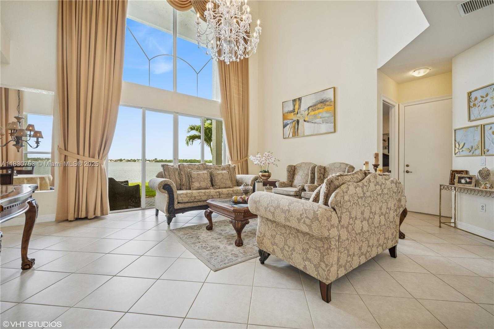 Small Image of 4954 SOUTH WEST 186TH WAY, Miramar Number 6