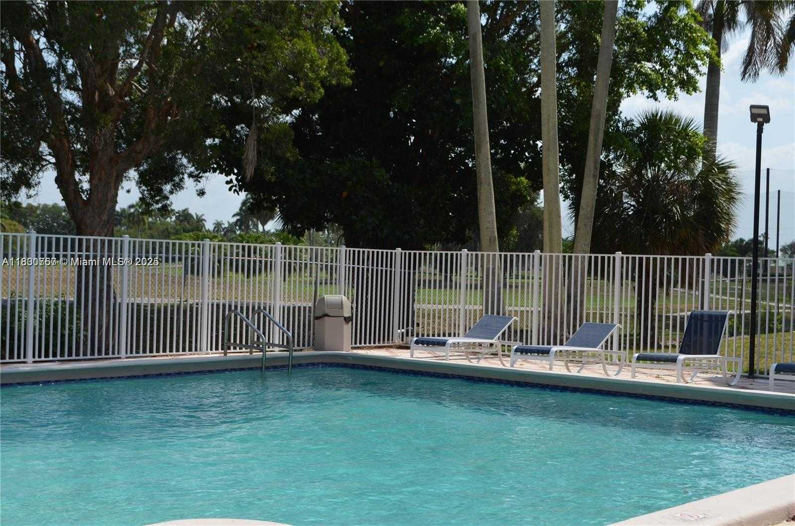 Small Image of 7125 NORTH WEST 186TH ST #B403, Hialeah Number 14
