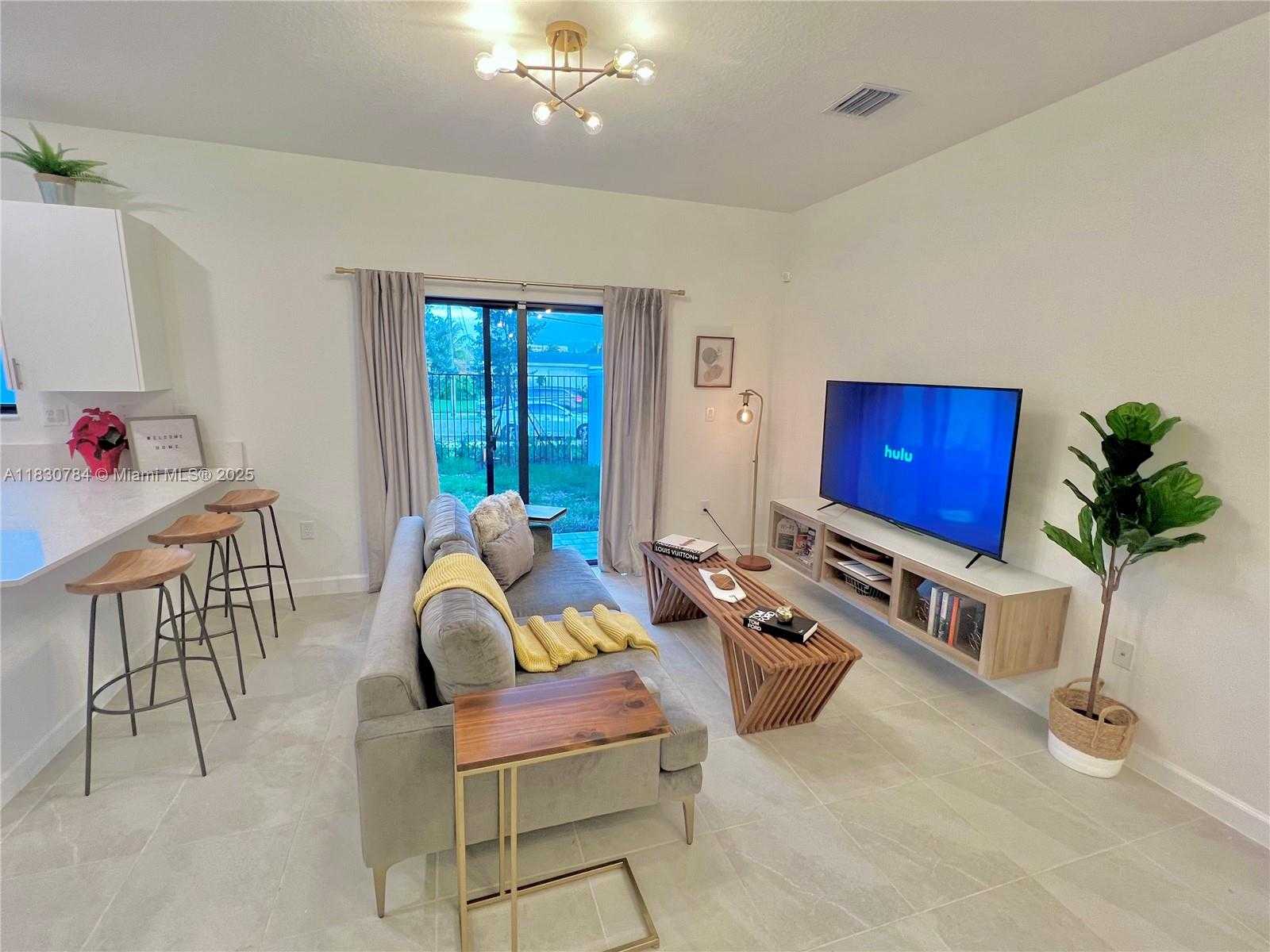 Small Image of 20433 NORTH WEST 4TH CT #20433, Miami Gardens Number 19