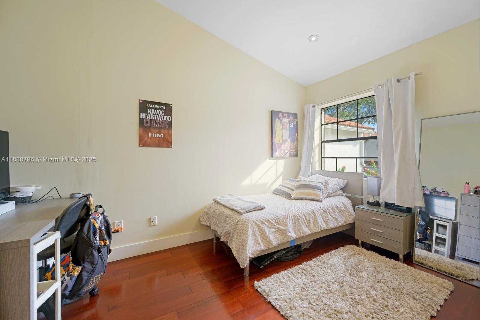 Small Image of 3501 MAGELLAN CIR #635, Aventura Number 11